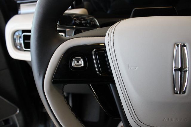 New 2026 Lincoln Aviator Premiere image 41