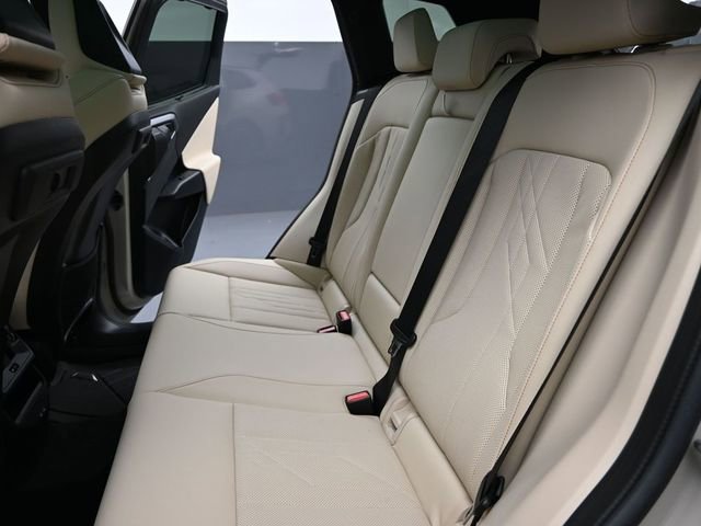 Used 2025 BMW X3 M50 w/ Premium Package image 19