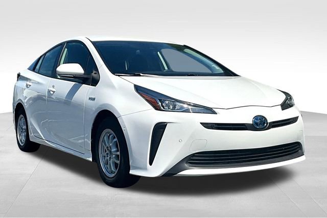 Used 2021 Toyota Prius LE