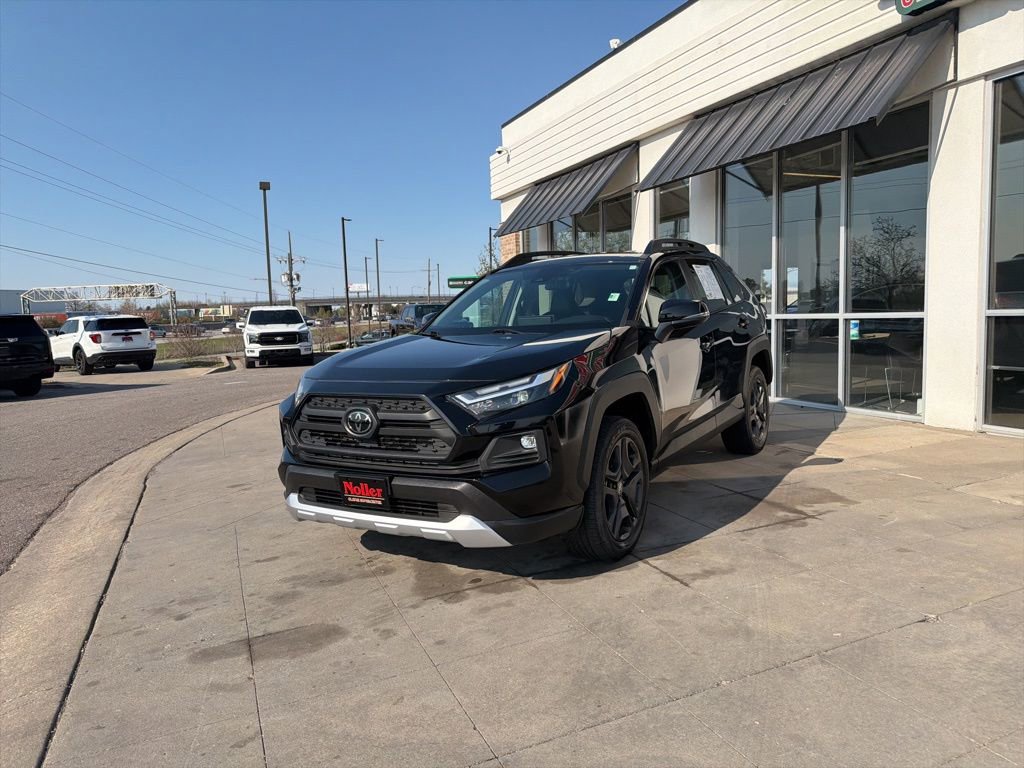 Used 2024 Toyota RAV4 Adventure image 12