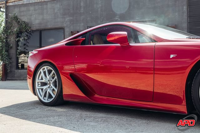 Used 2012 Lexus LFA RWD image 39