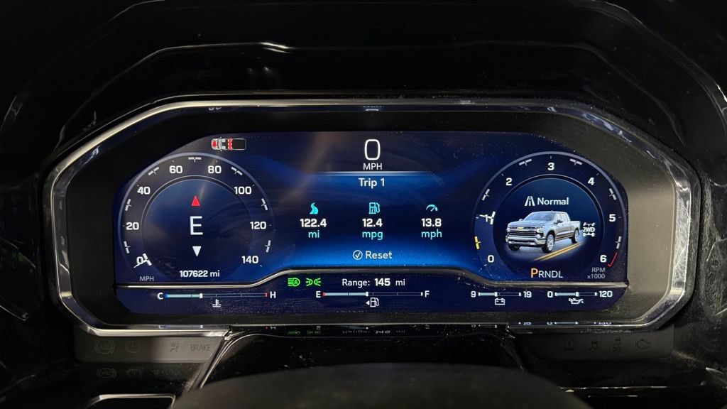 Used 2024 Chevrolet Silverado 1500 LT AWD/4WD image 19