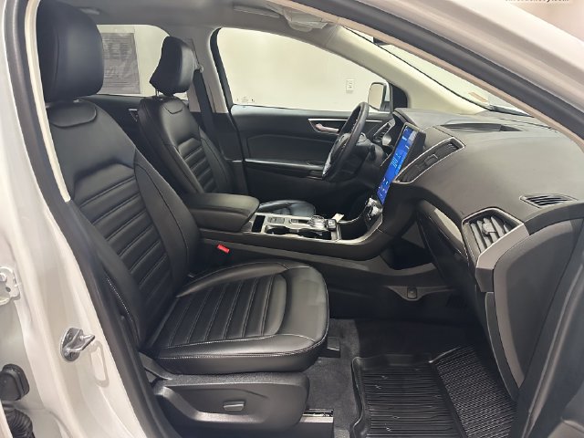 Certified 2024 Ford Edge SEL w/ Convenience Package AWD/4WD image 6