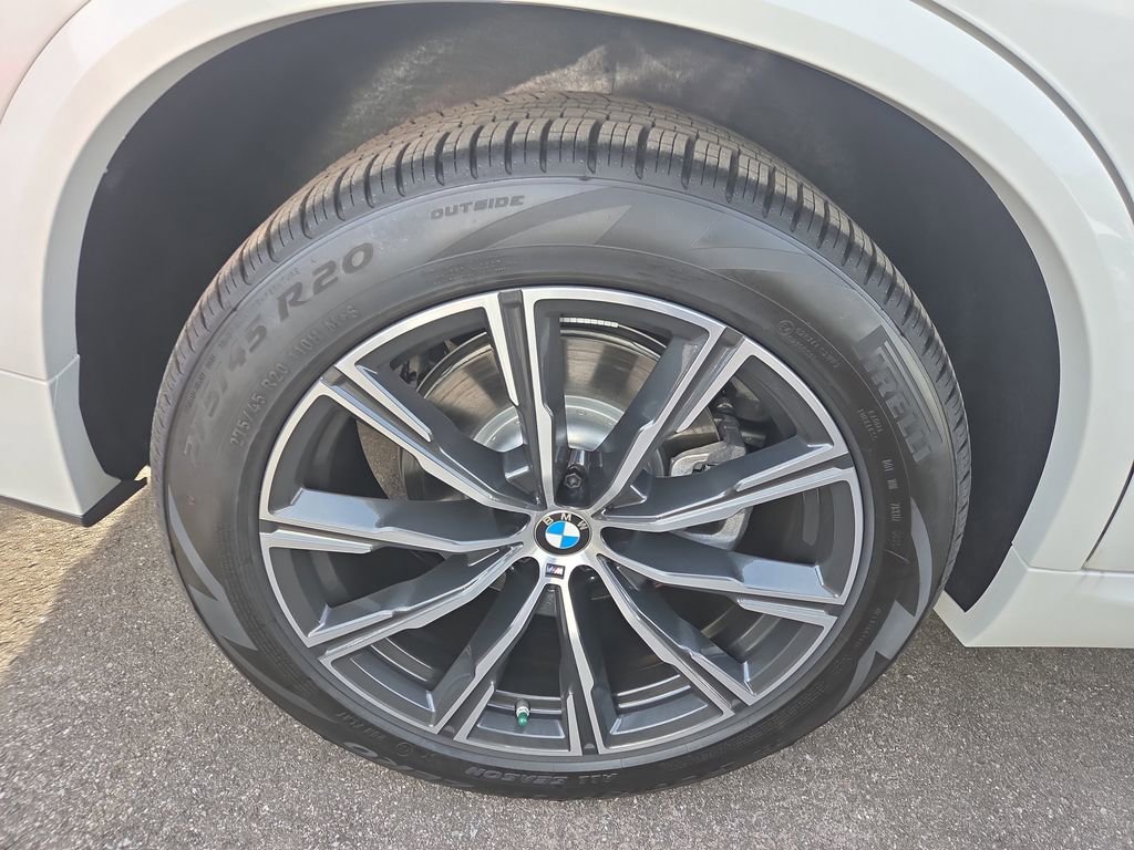 New 2026 BMW X5 sDrive40i w/ M Sport Package image 4