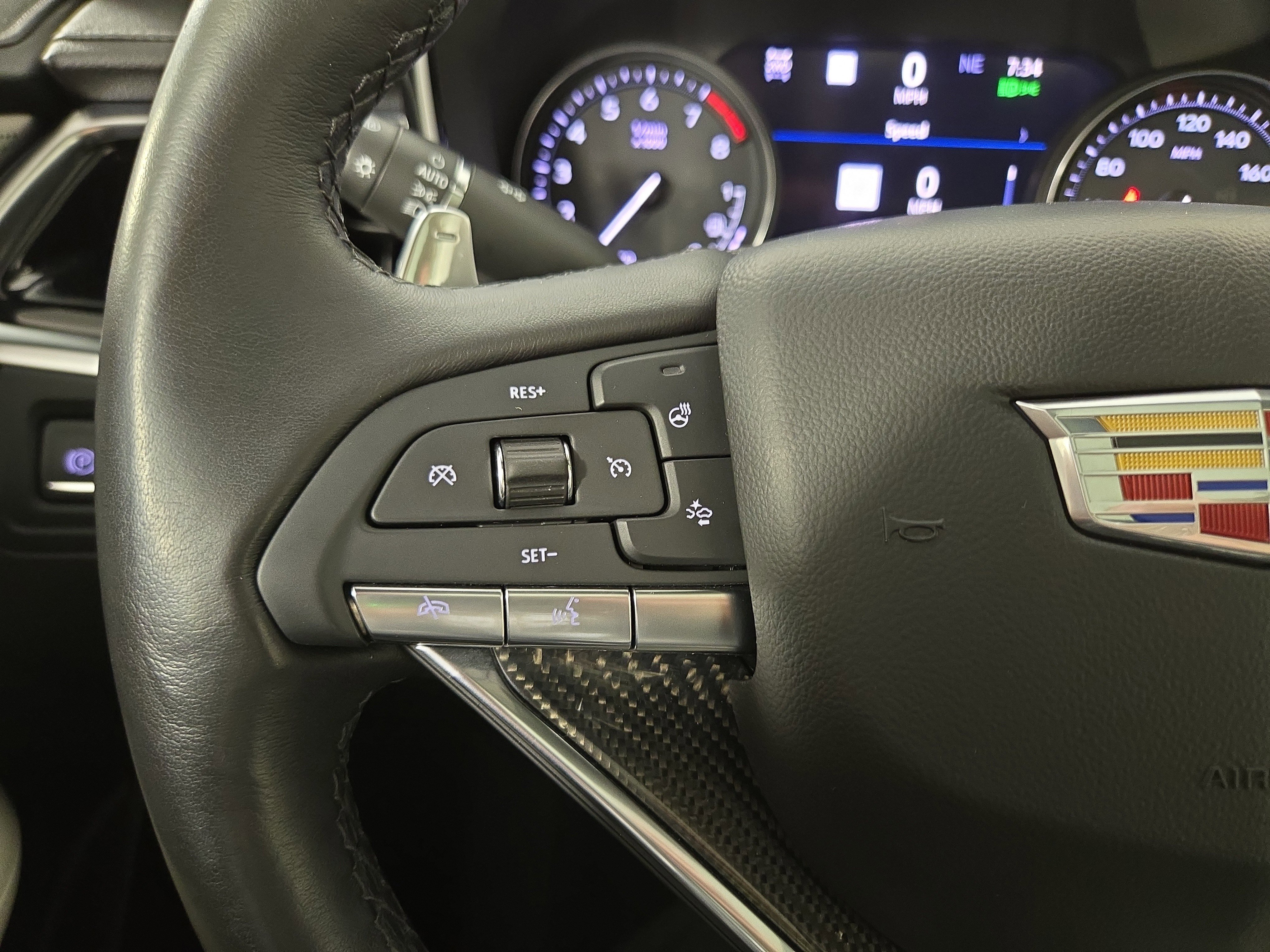 Used 2023 Cadillac XT6 Sport w/ Technology Package image 17