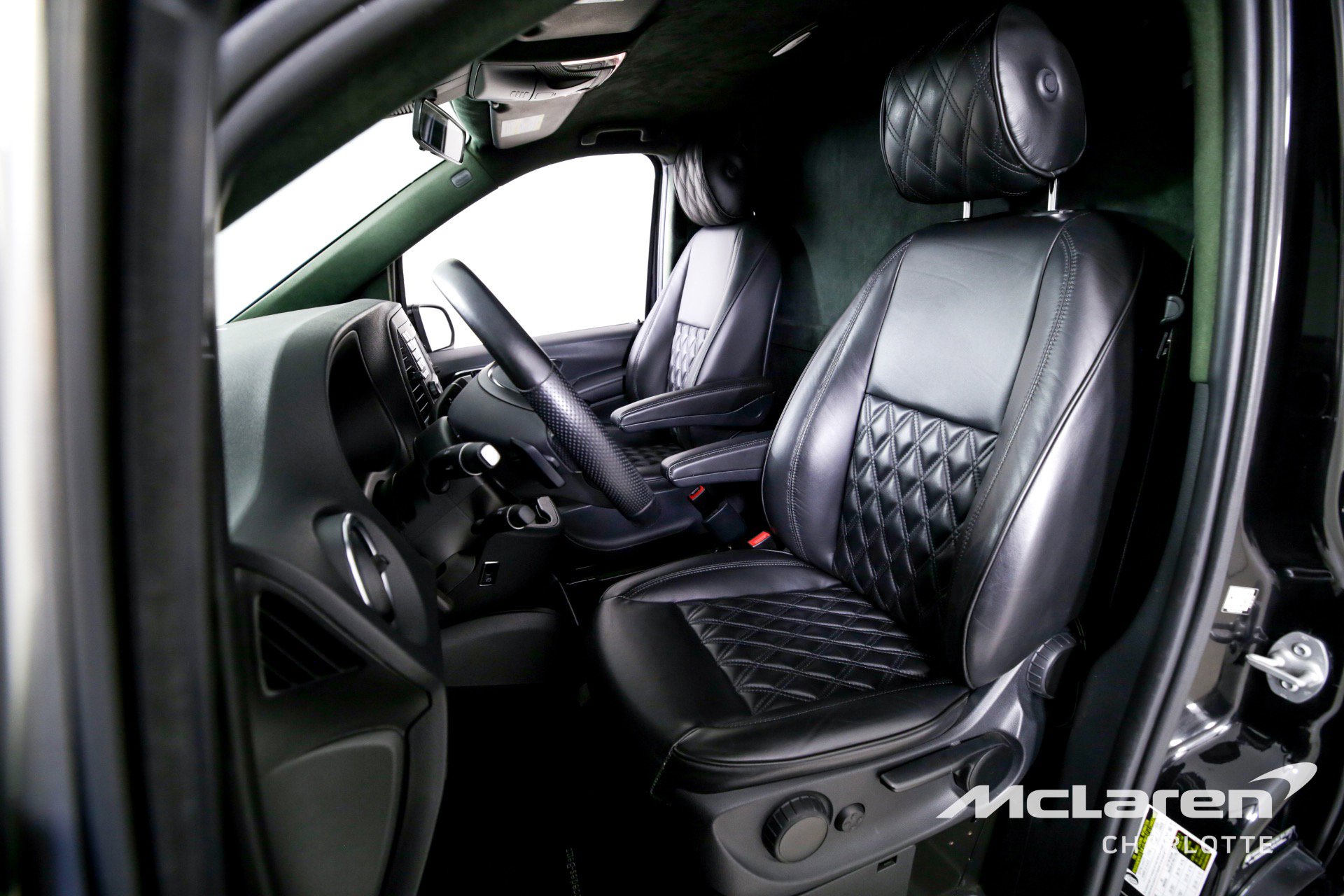 Used 2018 Mercedes-Benz Metris Passenger image 11