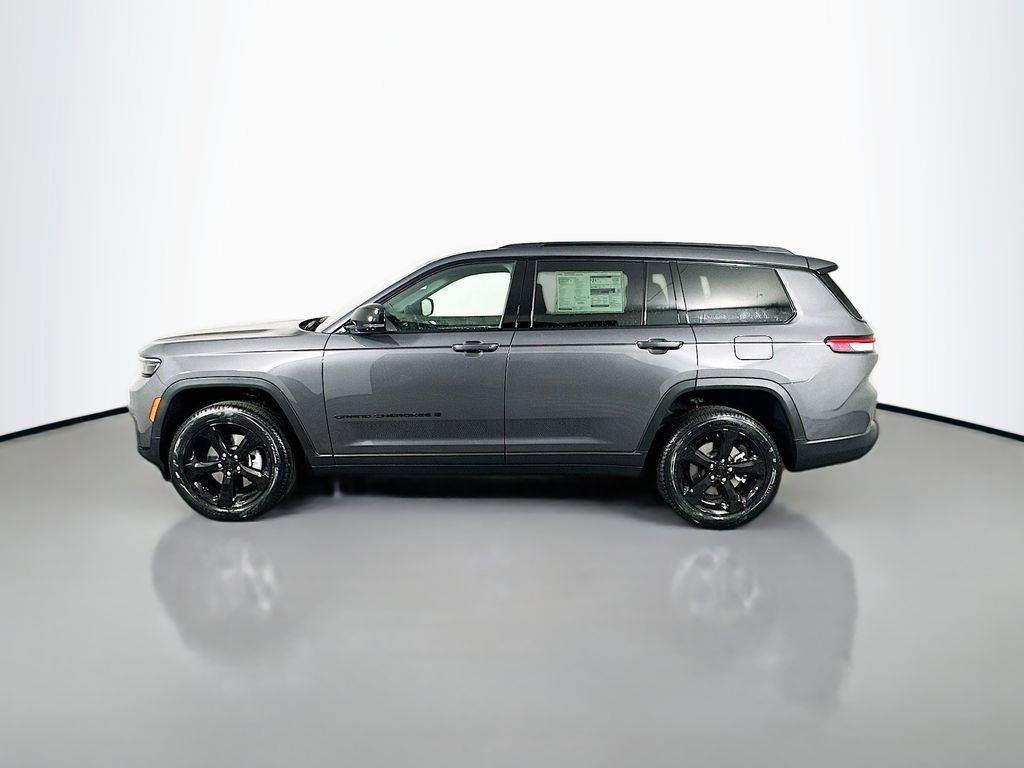 New 2025 Jeep Grand Cherokee L Limited w/ Black Appearance Package image 4