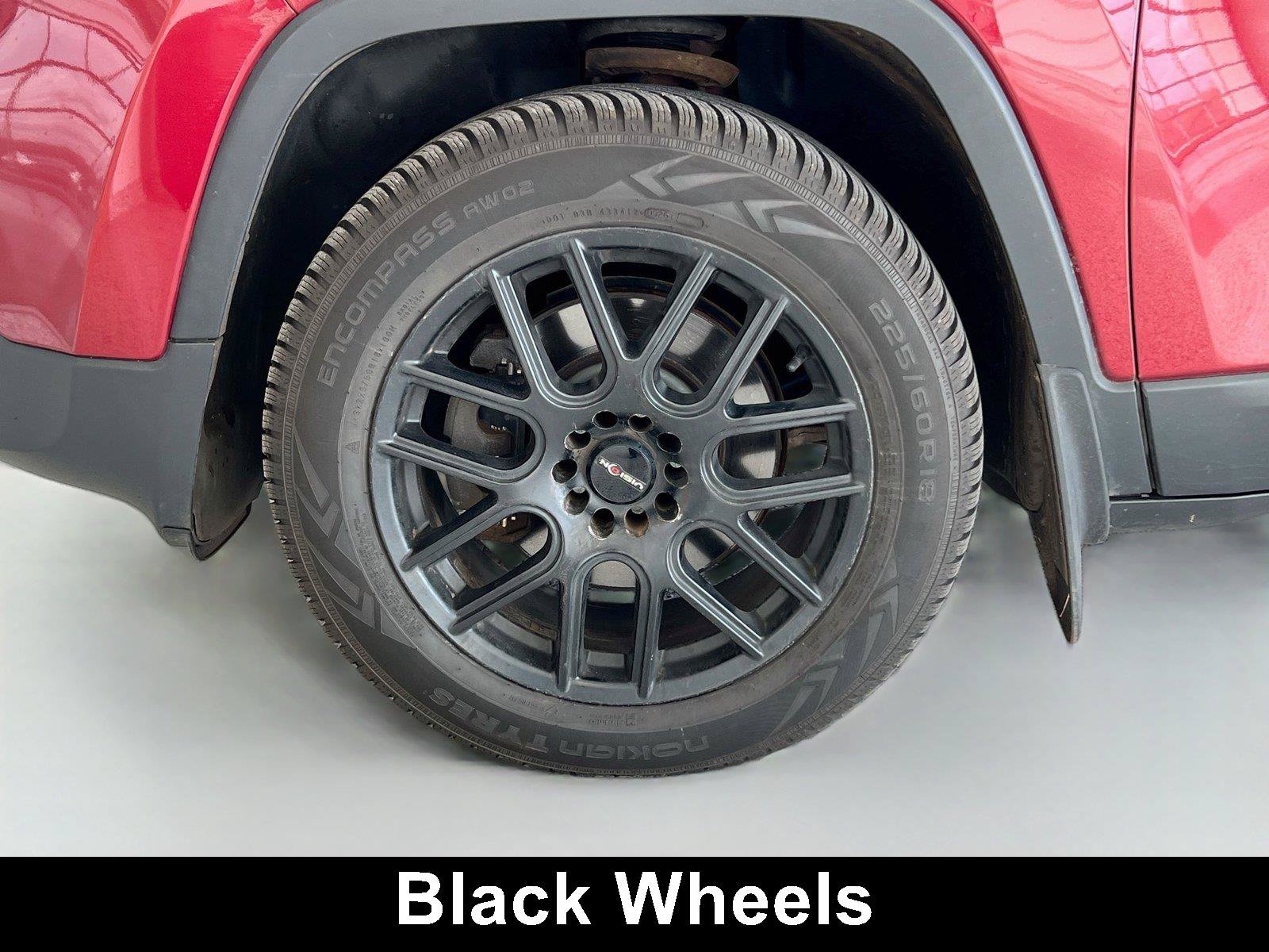 Used 2016 Jeep Cherokee Limited w/ Trailer Tow Group AWD/4WD image 28