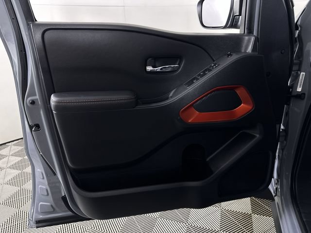 Used 2024 Nissan Frontier Pro-X RWD image 23