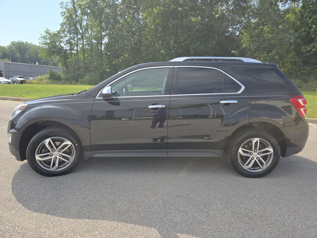 Used 2017 Chevrolet Equinox Premier w/ Enhanced Convenience Package AWD/4WD image 6