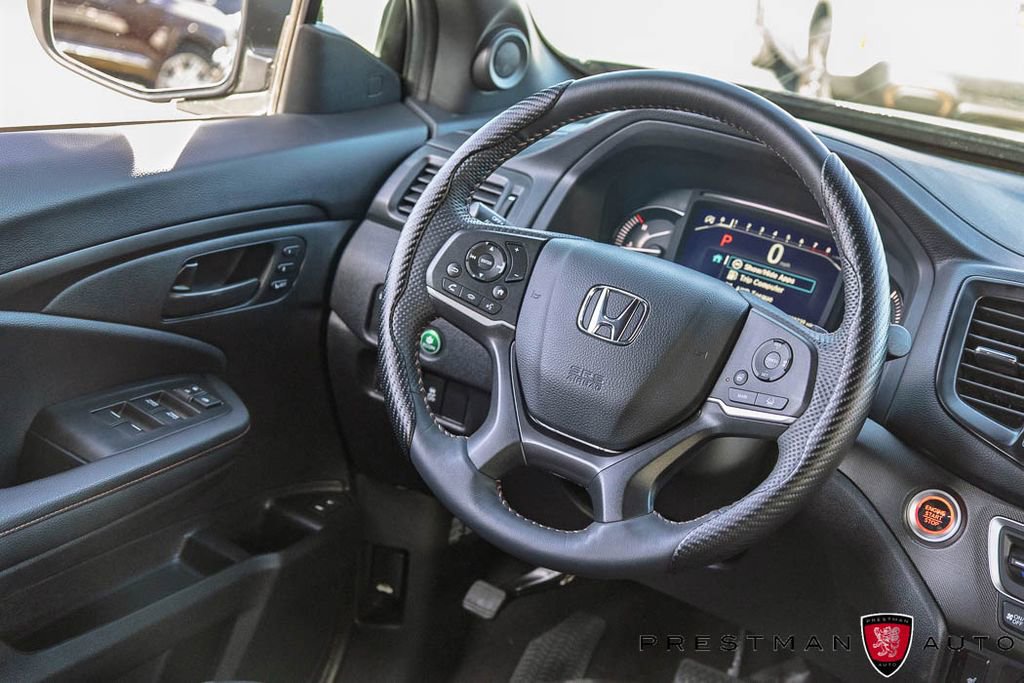 Used 2025 Honda Passport TrailSport image 40