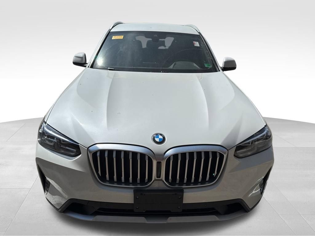 Used 2022 BMW X3 xDrive30i AWD/4WD image 3