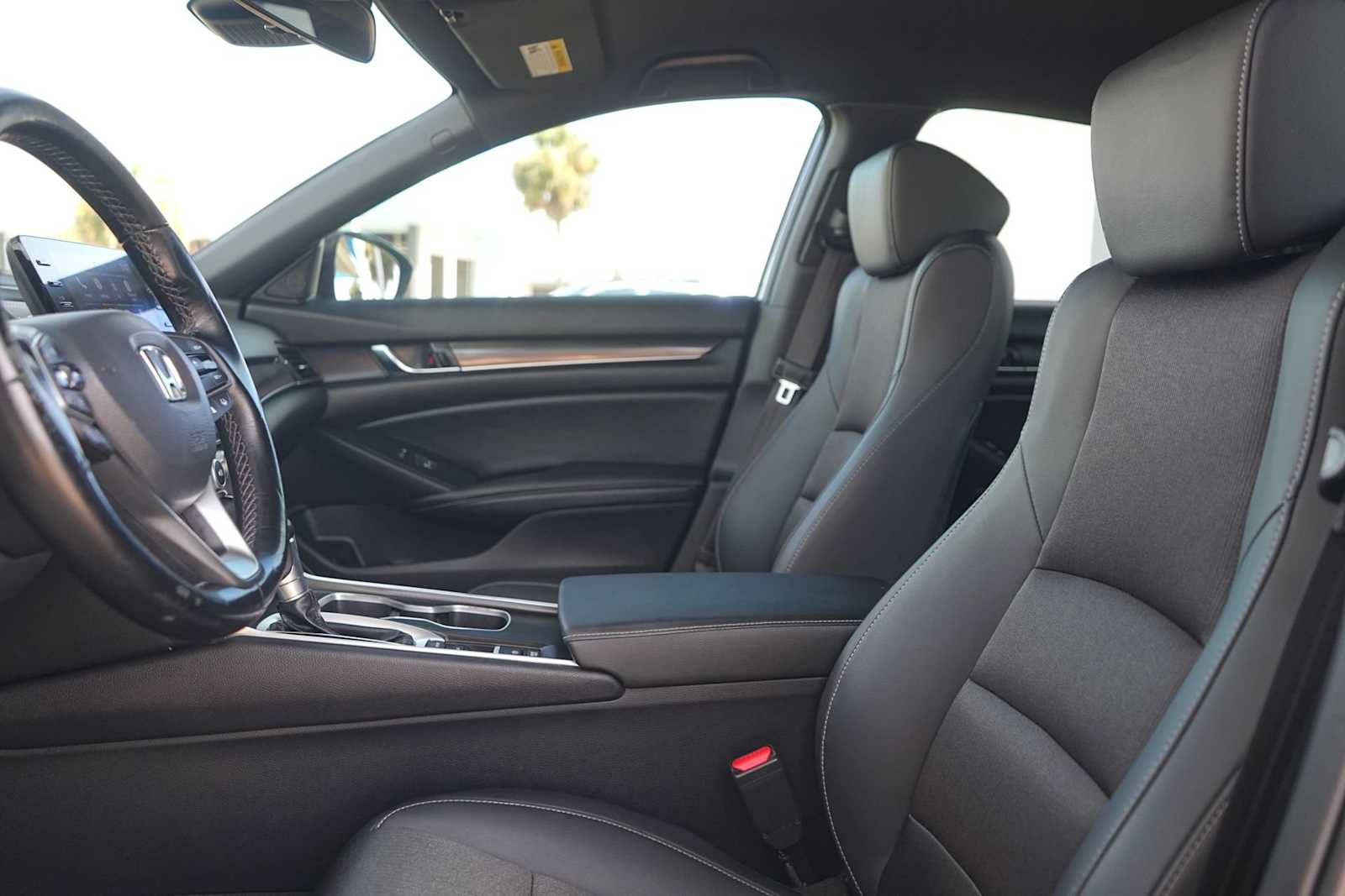 Used 2022 Honda Accord Sport image 10