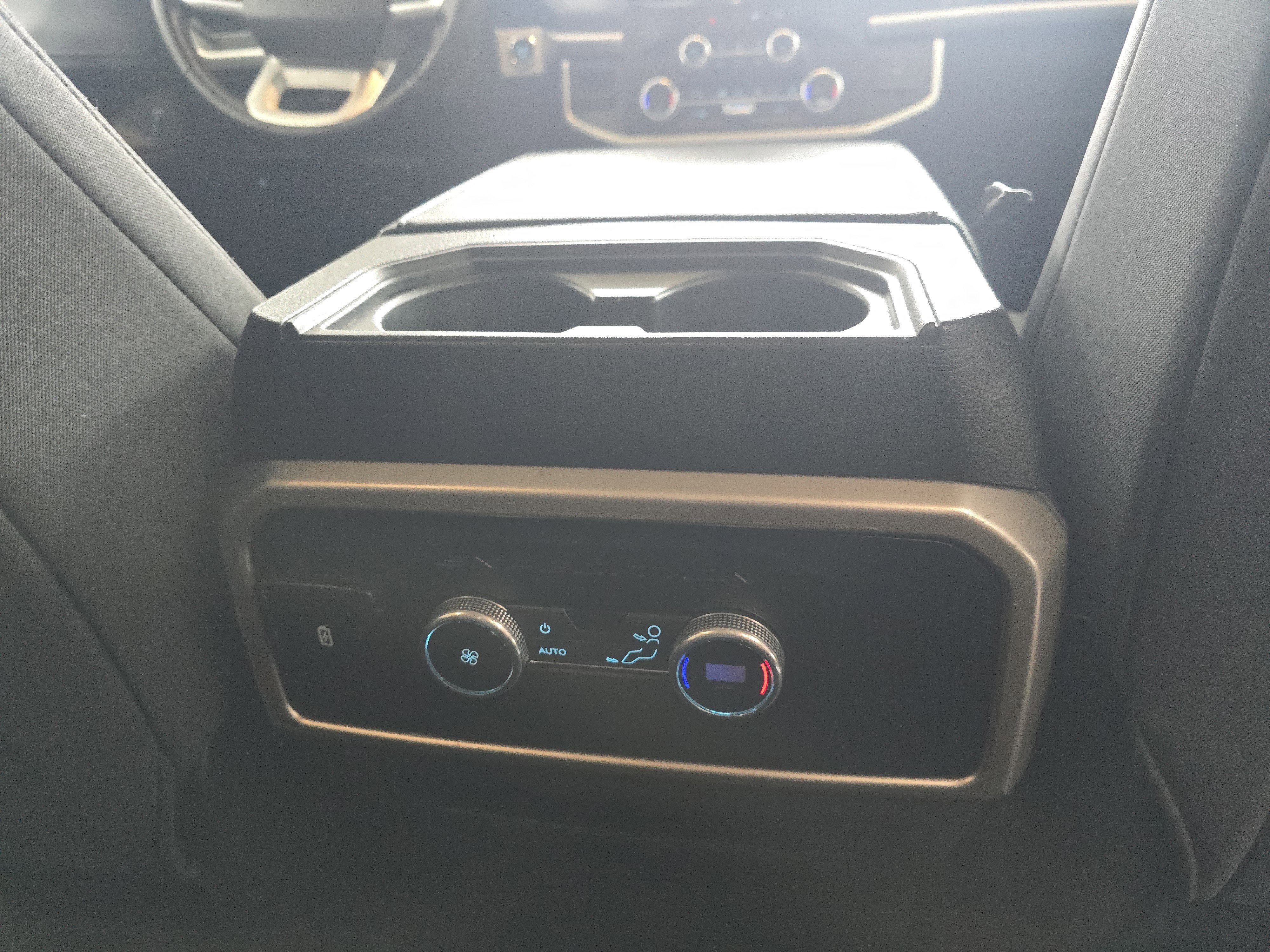 Used 2022 Ford Expedition XLT AWD/4WD image 26