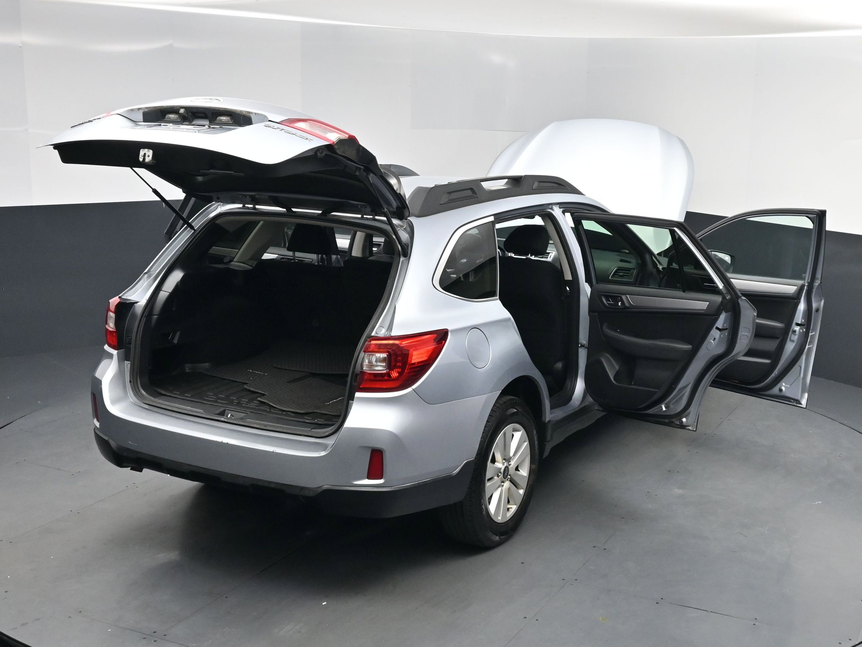 Used 2015 Subaru Outback 2.5i Premium image 19