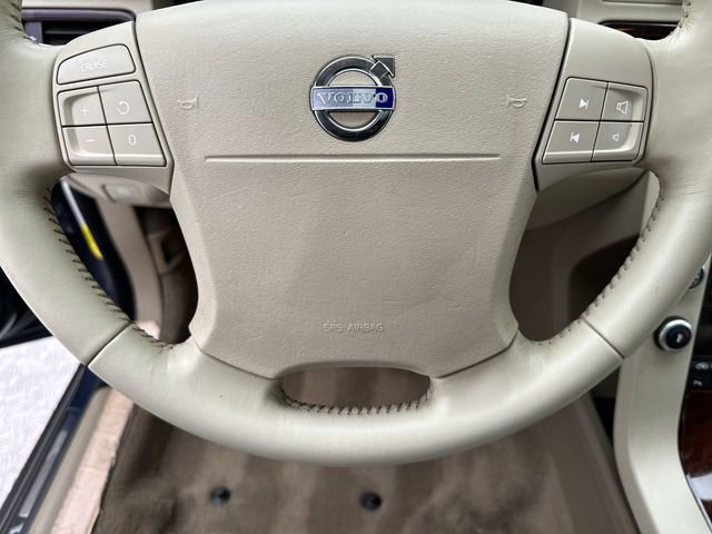 Used 2008 Volvo XC70 3.2 image 14