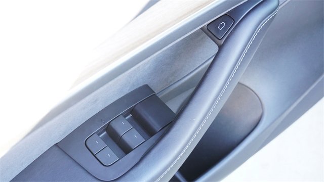 Used 2022 Tesla Model 3 Long Range image 20