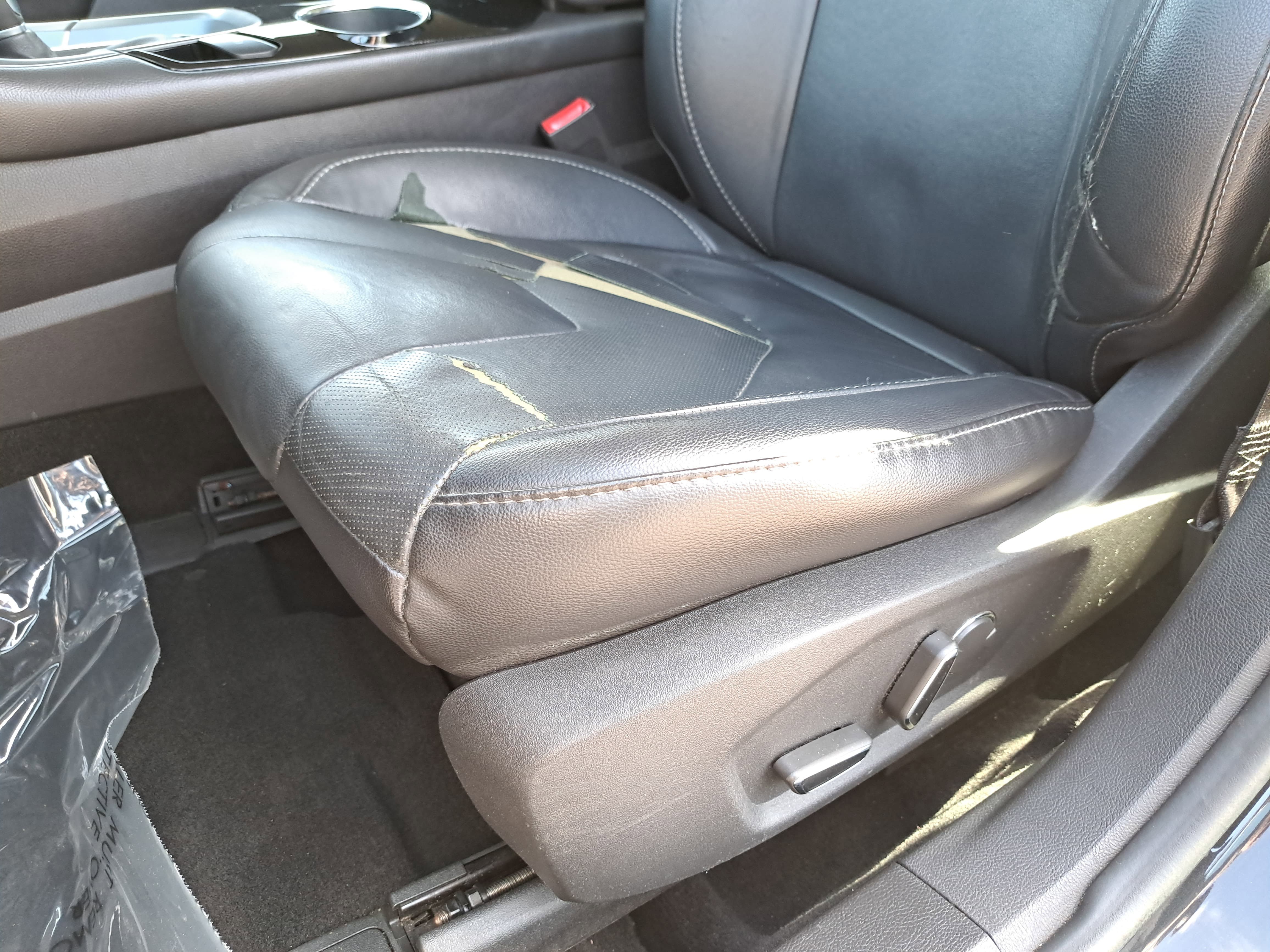 Used 2013 Ford Fusion Titanium FWD image 25