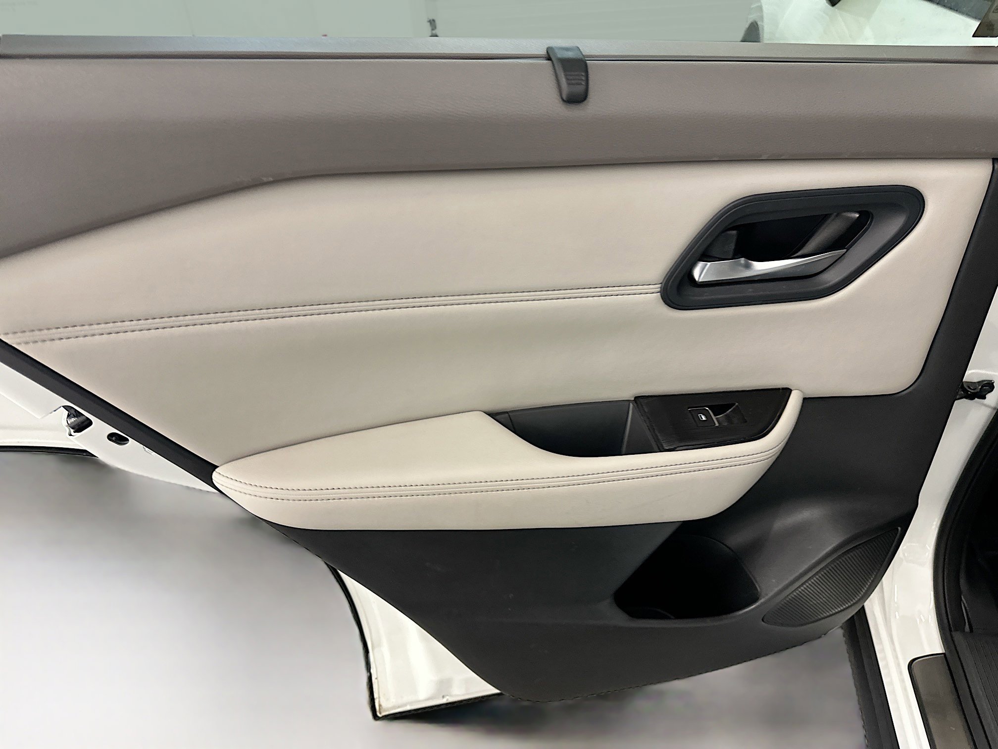 Used 2023 Nissan Rogue SL w/ SL Premium Package AWD/4WD image 28