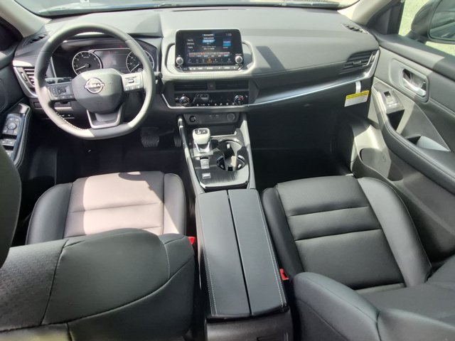 New 2027 Nissan Rogue SV FWD image 13