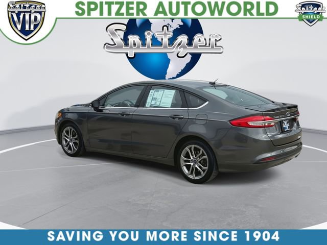 Used 2017 Ford Fusion SE w/ Equipment Group 201A image 7
