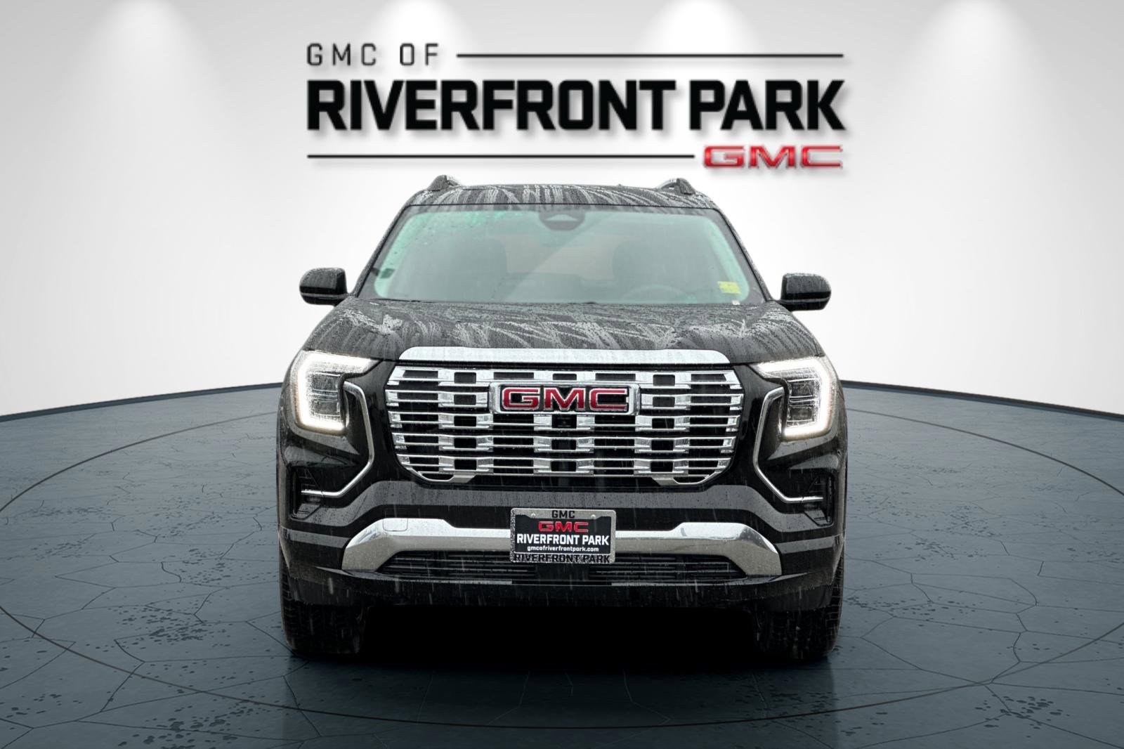 New 2026 GMC Terrain Denali w/ LPO, Floor Liner Package image 8