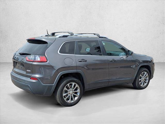 Used 2019 Jeep Cherokee Latitude Plus w/ Cold Weather Group AWD/4WD image 5