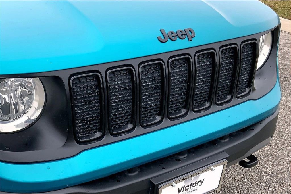 Used 2023 Jeep Renegade Trailhawk image 24