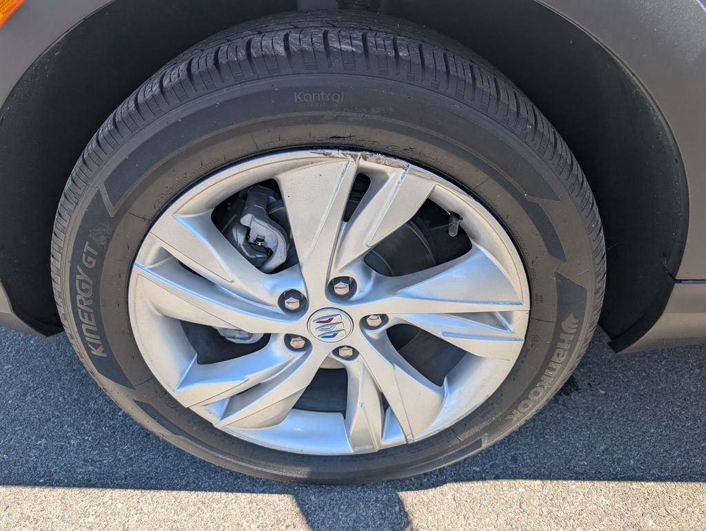 Used 2024 Buick Encore GX Preferred image 23
