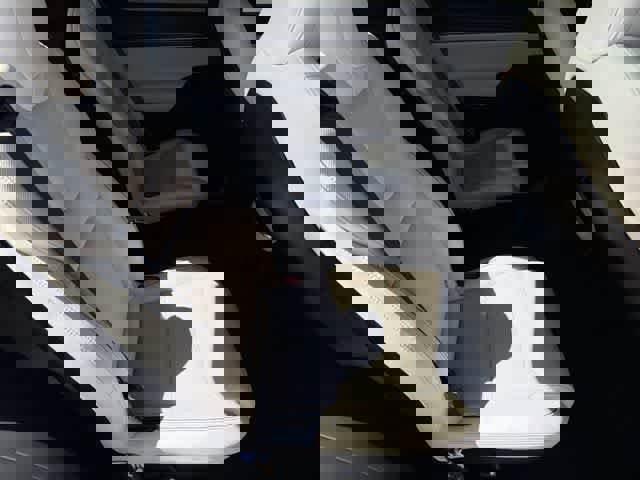 Used 2023 Tesla Model X Plaid image 18