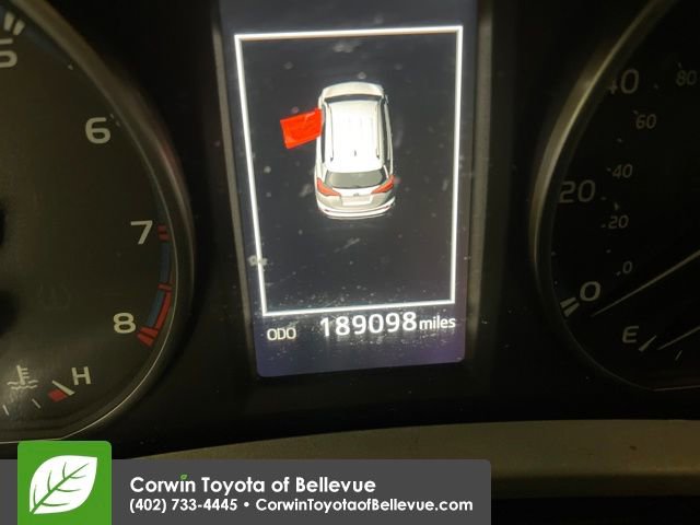 Used 2018 Toyota RAV4 XLE image 16