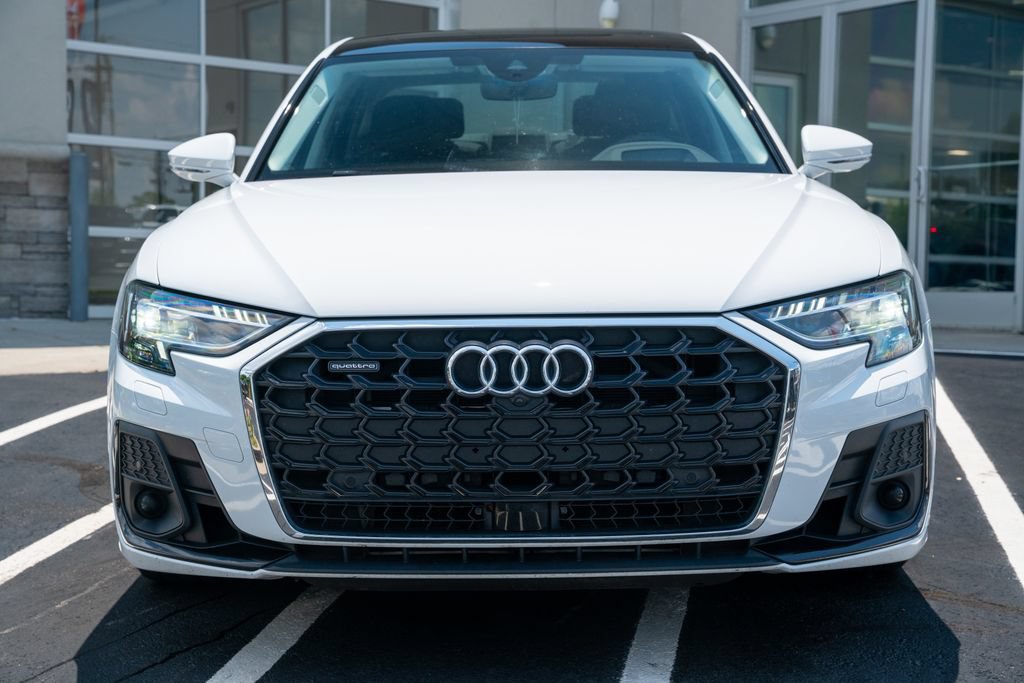 Used 2023 Audi A8 L 3.0T AWD/4WD image 4
