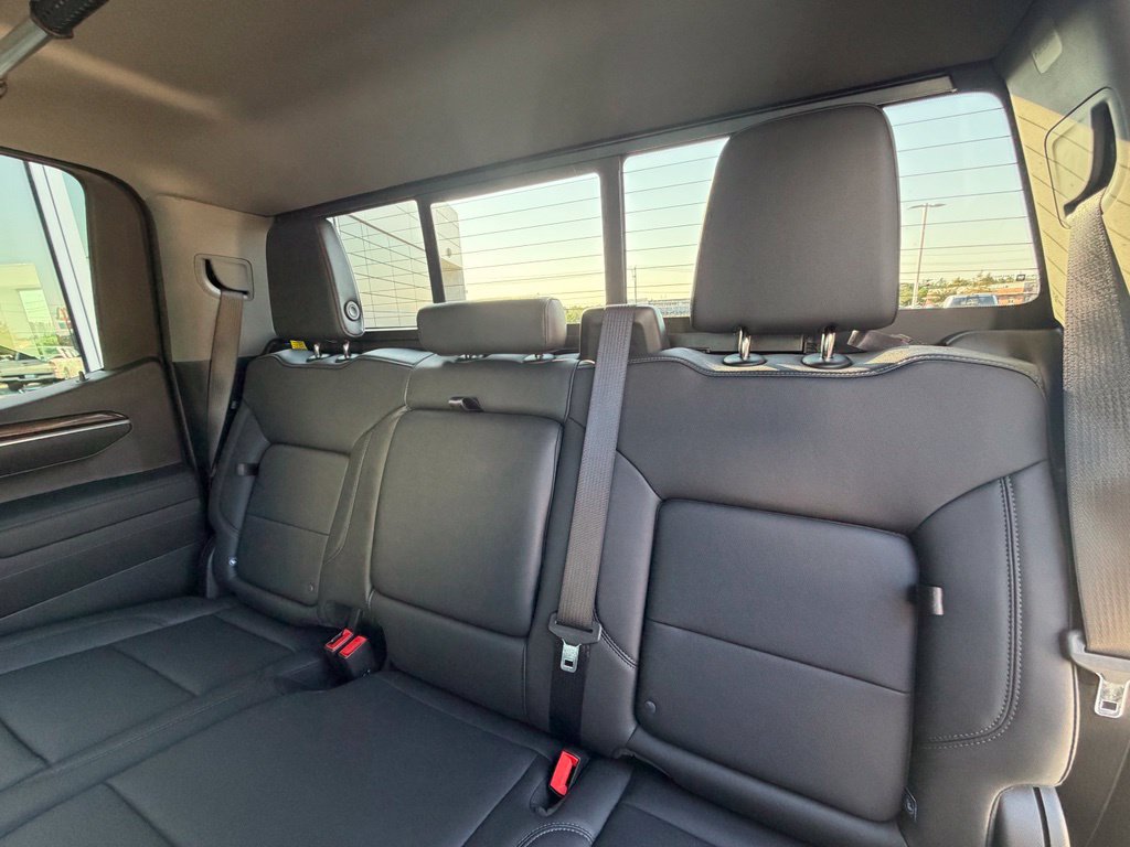 Used 2026 Chevrolet Silverado 1500 LT w/ All Star Edition Plus AWD/4WD image 22