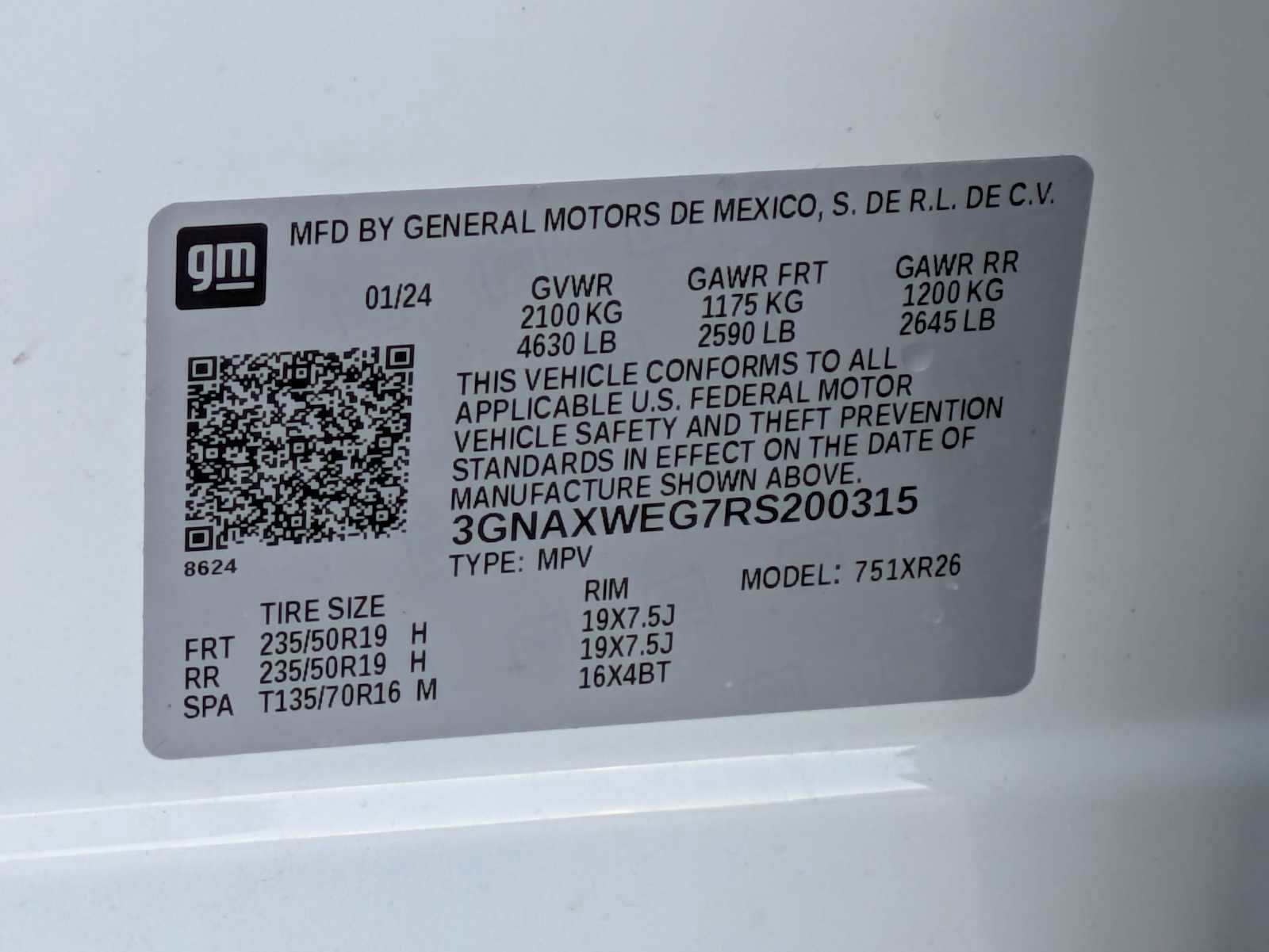 Used 2024 Chevrolet Equinox RS w/ RS Leather Package image 35