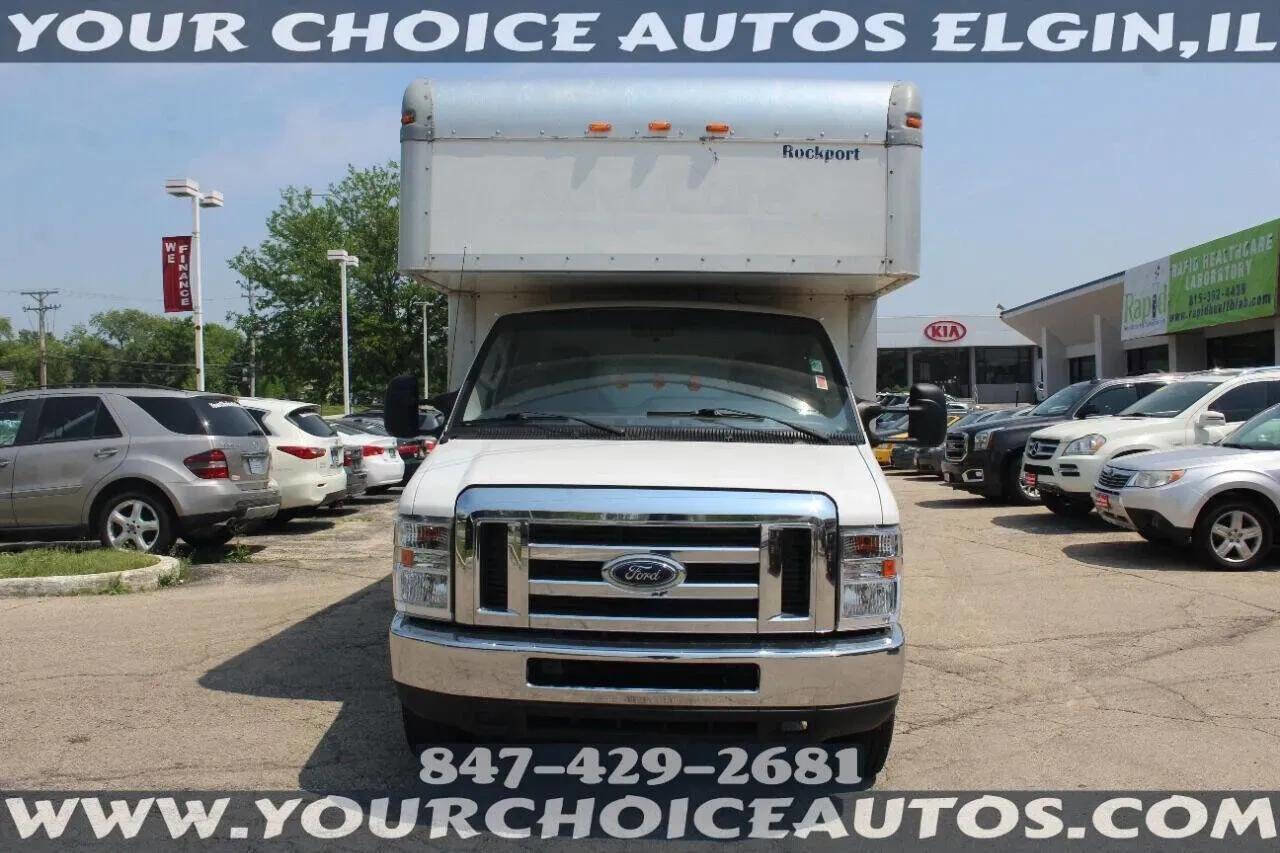 Used 2017 Ford E-450 and Econoline 450 Super Duty image 2