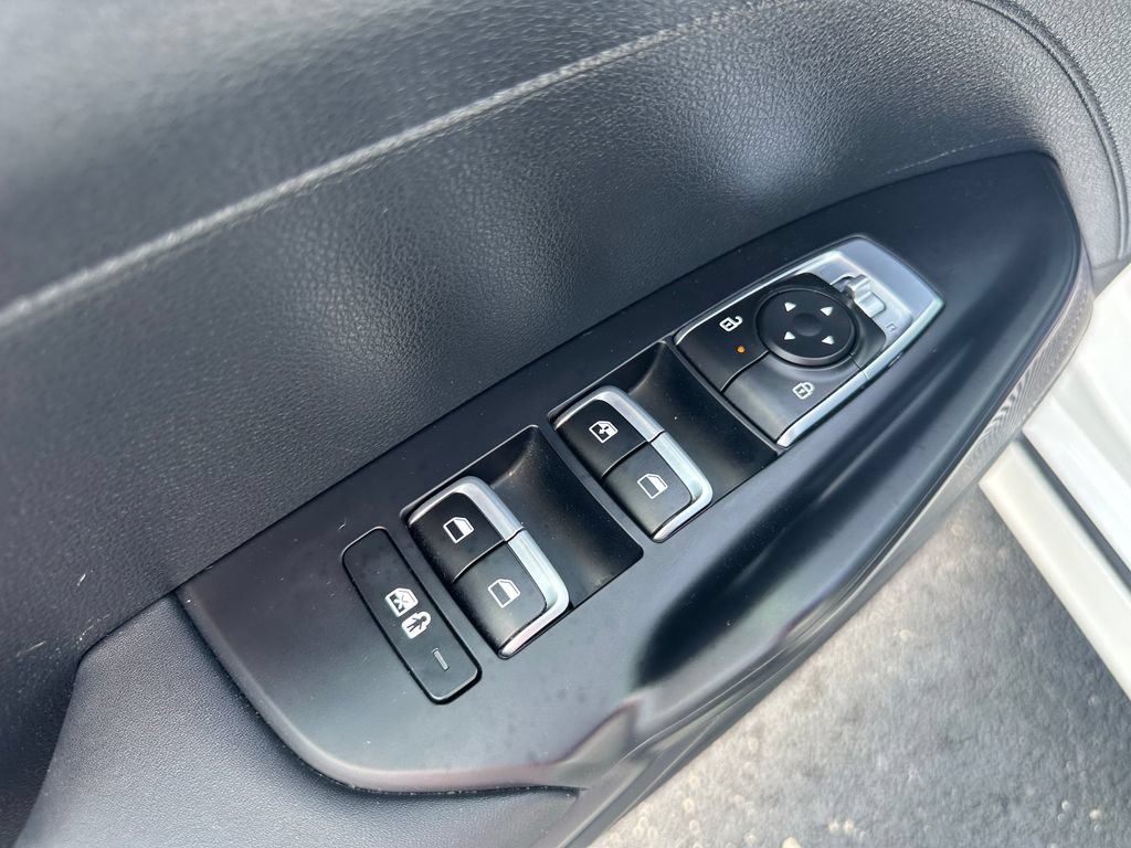 Used 2026 Kia K5 LXS FWD image 11