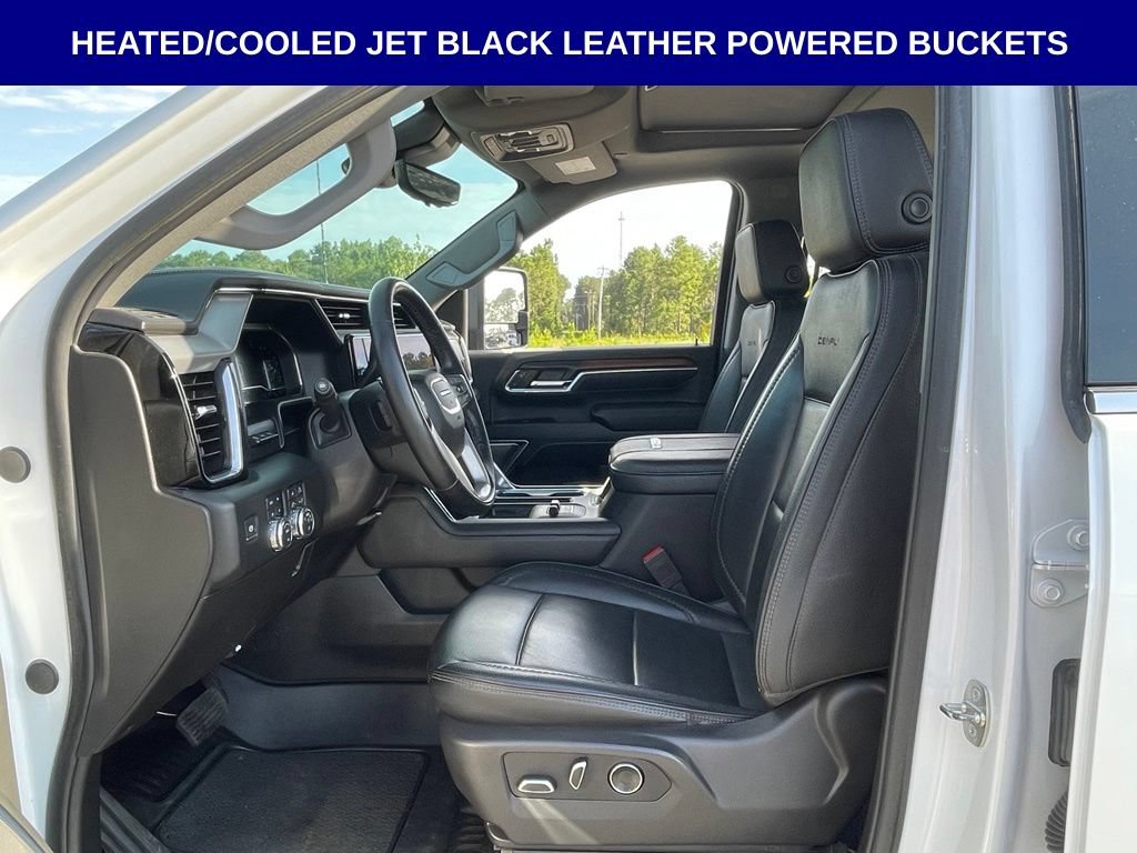 Used 2024 GMC Sierra 2500 Denali w/ Denali Reserve Package AWD/4WD image 4