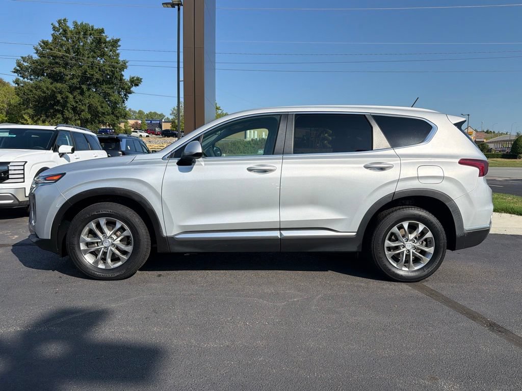Used 2020 Hyundai Santa Fe SE FWD image 5