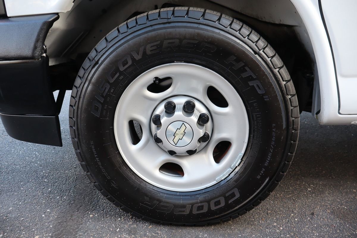 Used 2020 Chevrolet Express 2500 w/ Enhanced Convenience Package image 37