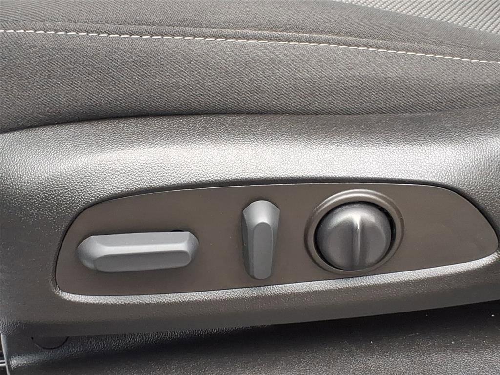 Certified 2023 Chevrolet Traverse LT image 13