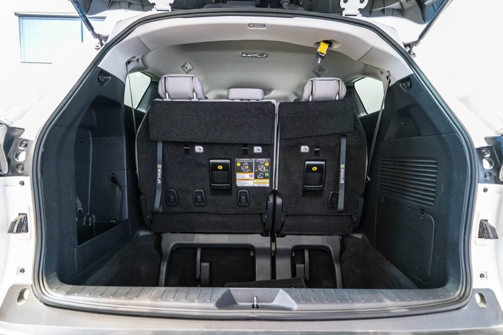 Certified 2025 Toyota Sienna LE FWD image 34
