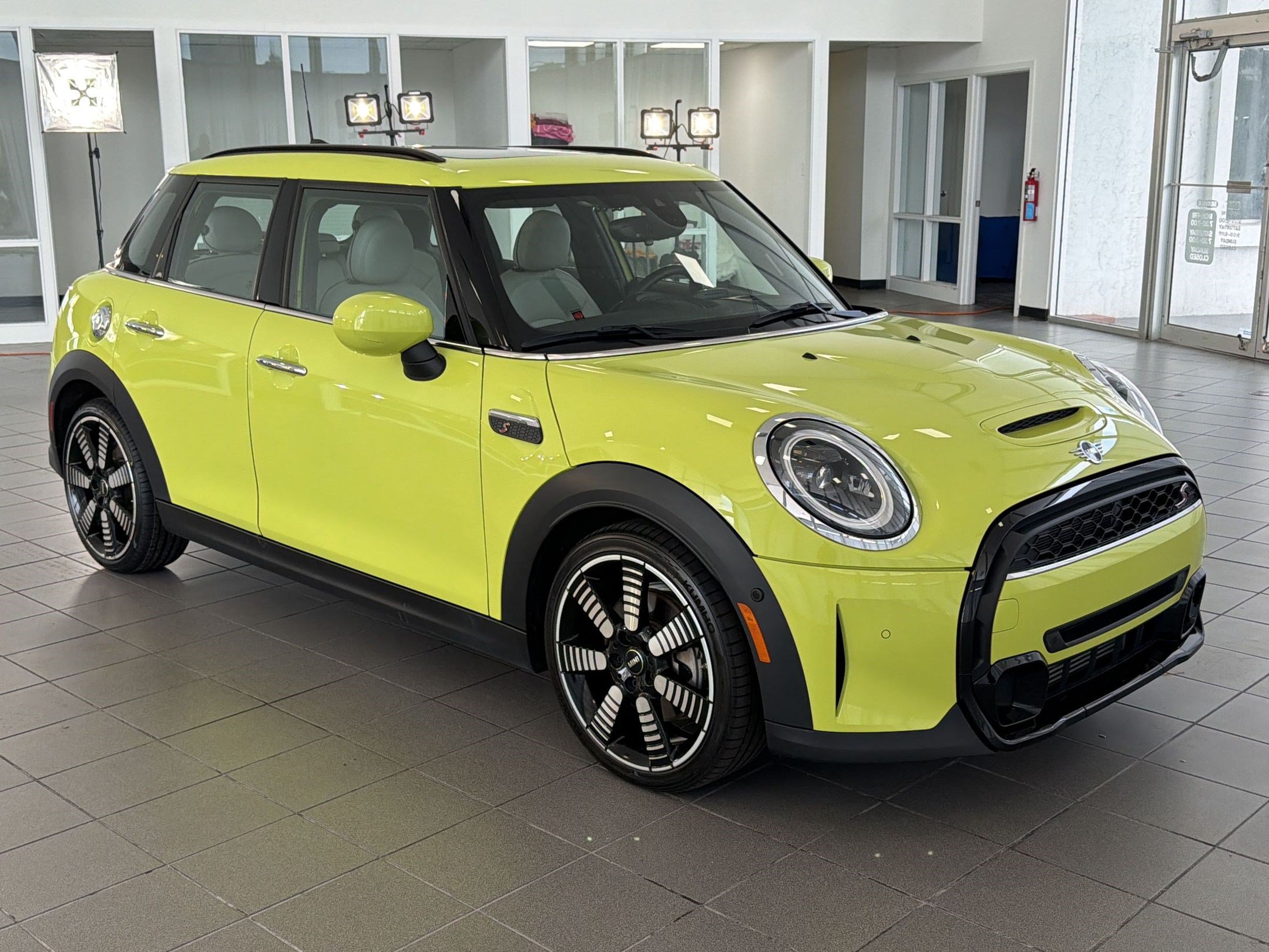 Certified 2024 MINI Cooper S FWD image 7