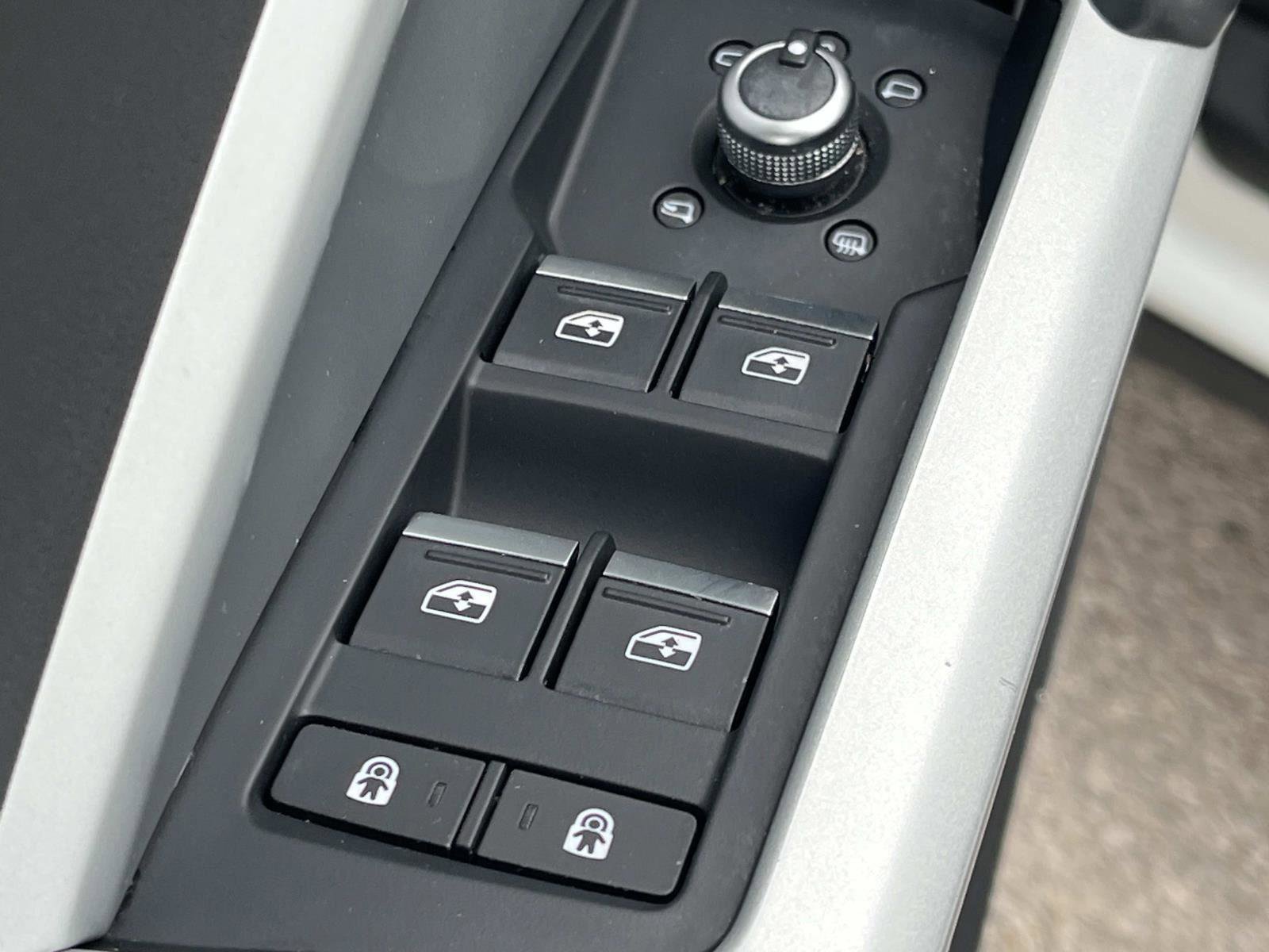 Used 2021 Audi Q3 2.0T Premium Plus w/ Premium Plus Package image 19