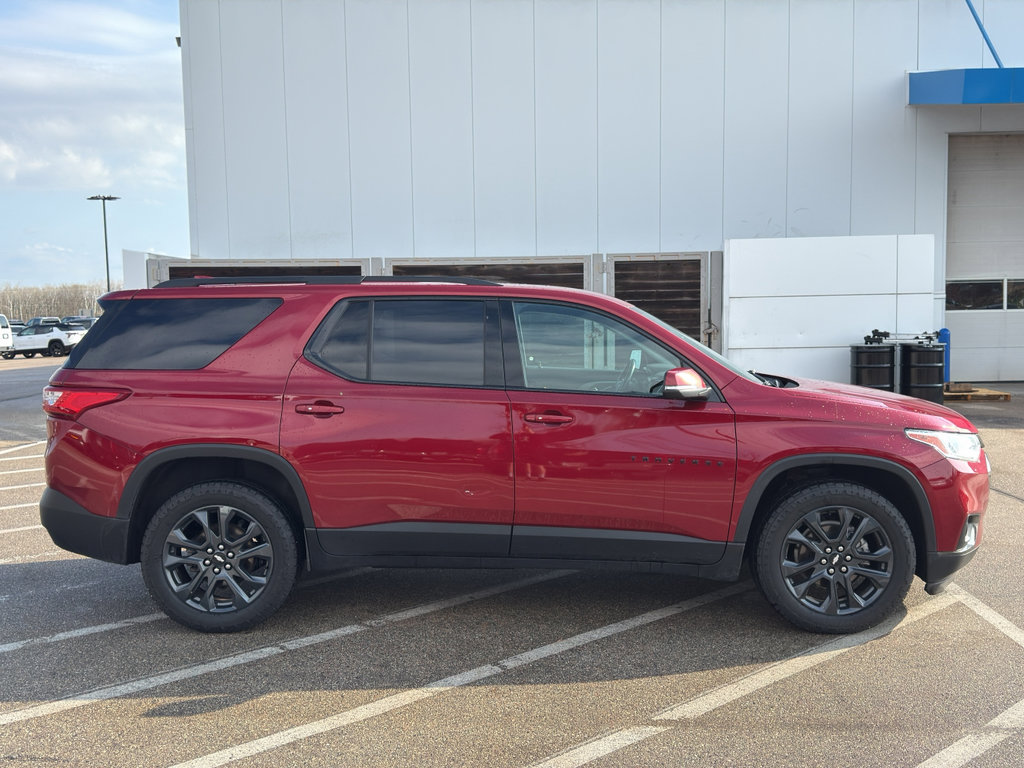 Used 2021 Chevrolet Traverse RS image 7