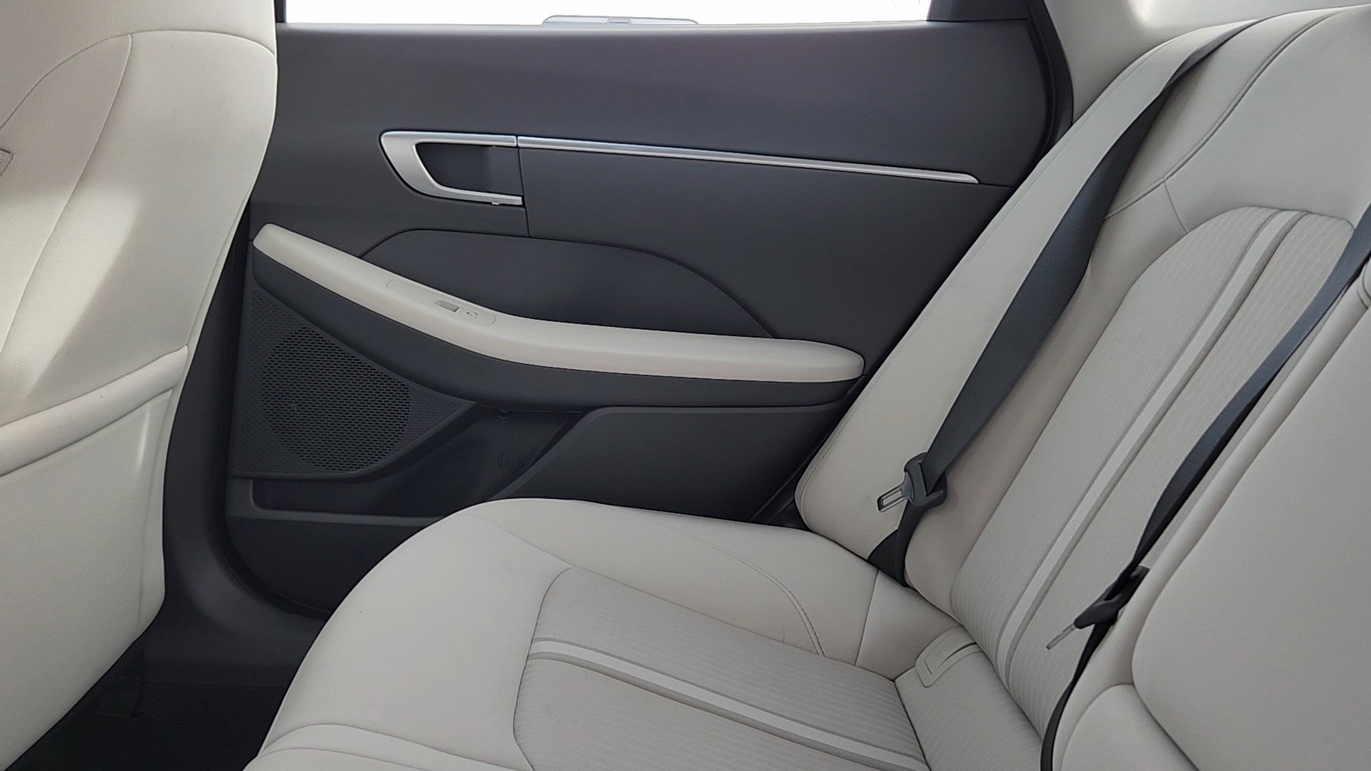 Used 2024 Hyundai Sonata SEL w/ Convenience Package image 18