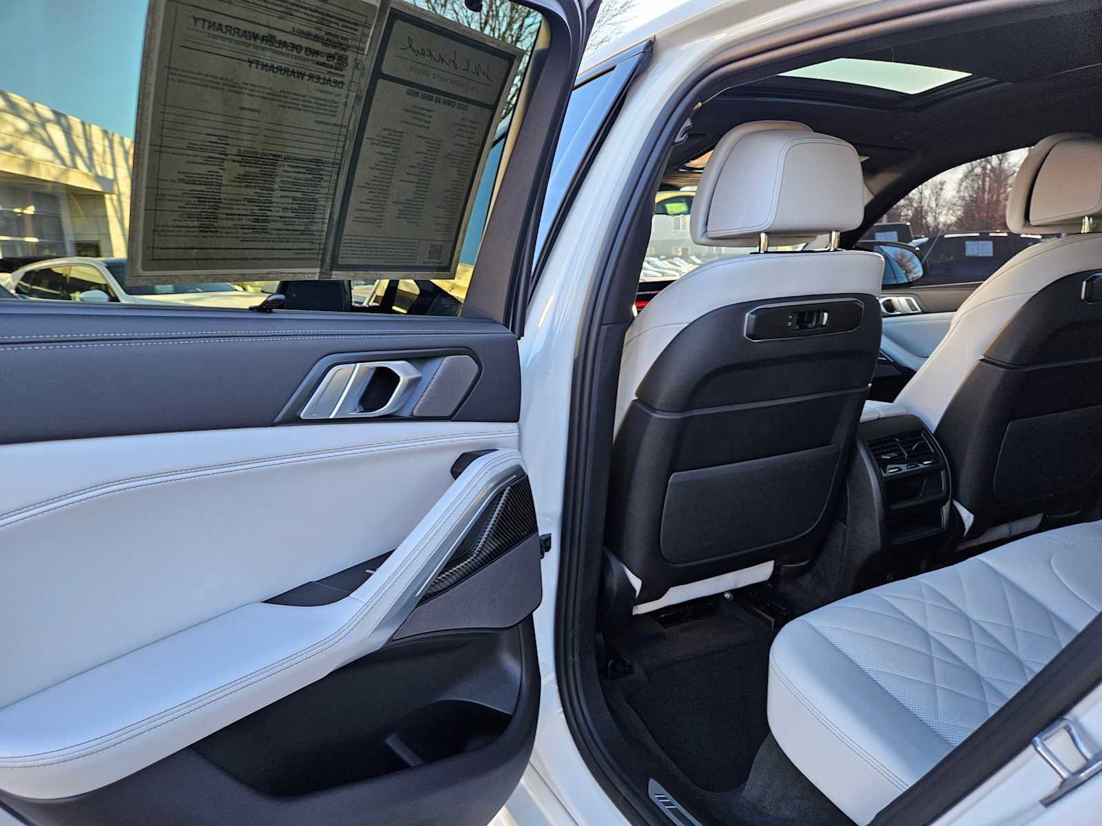 Used 2025 BMW X6 M60i image 22