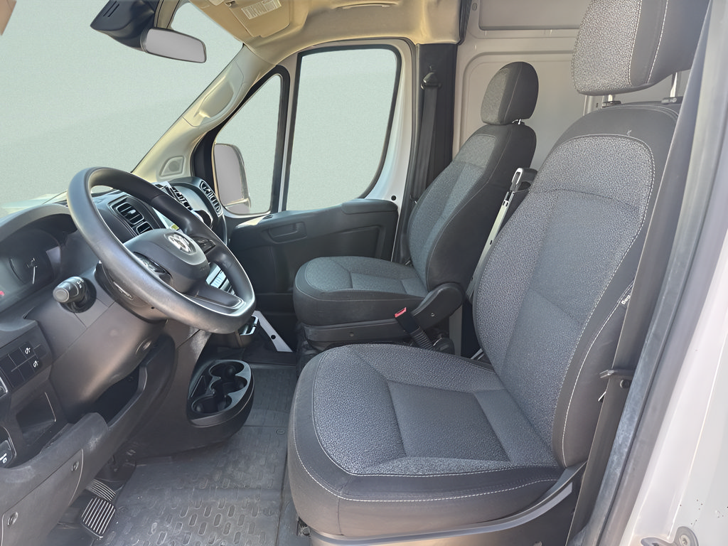 Used 2023 RAM ProMaster 2500 FWD image 9