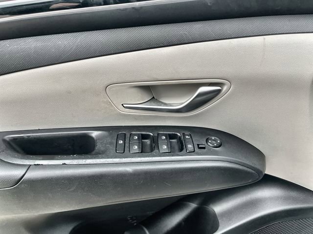 Used 2022 Hyundai Tucson SEL image 17