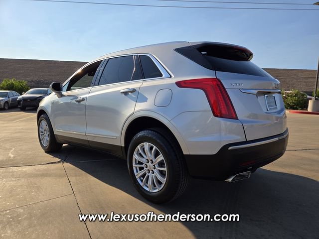 Used 2019 Cadillac XT5 FWD image 4