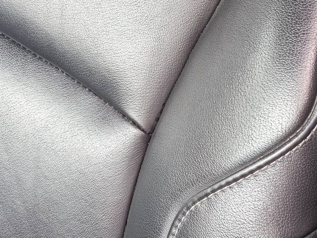 Used 2020 Cadillac XT4 Premium Luxury FWD image 53